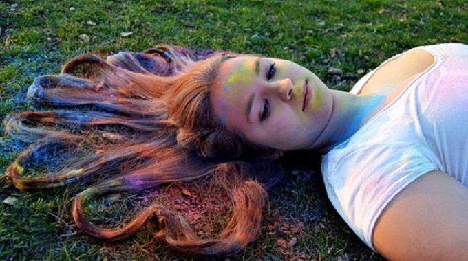 10 Natural Skin and Hair Care tips for Holi